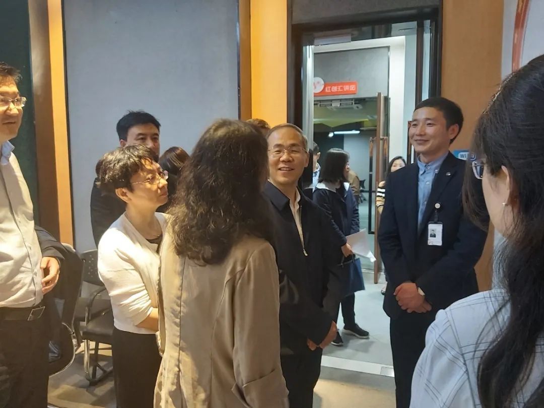 领导关怀8.jpg